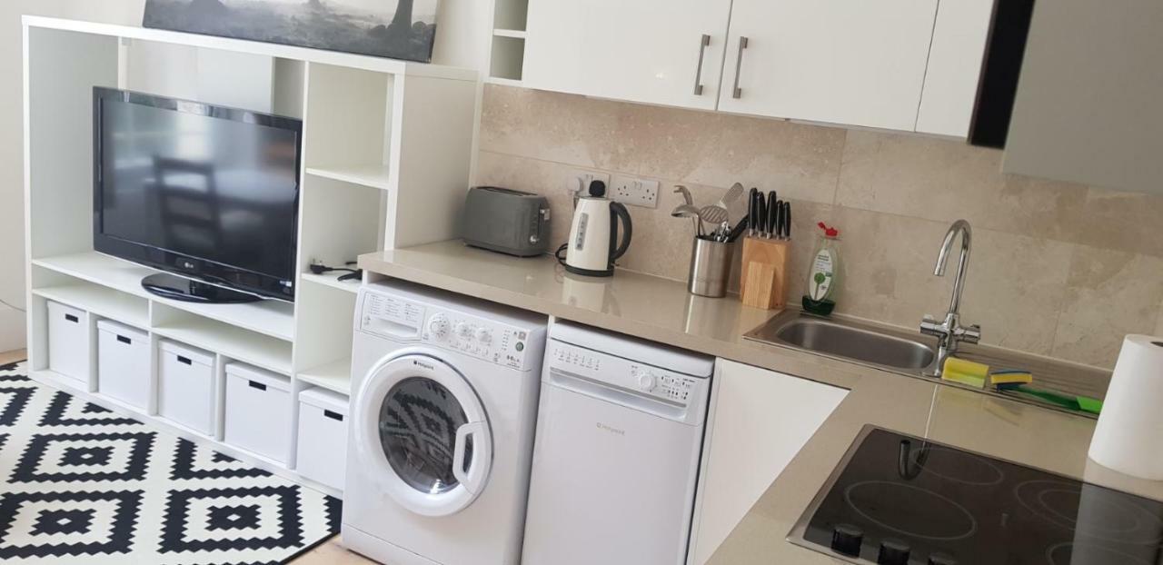 Luxury One Bed Apartment Next To Hyde Park London Exterior photo